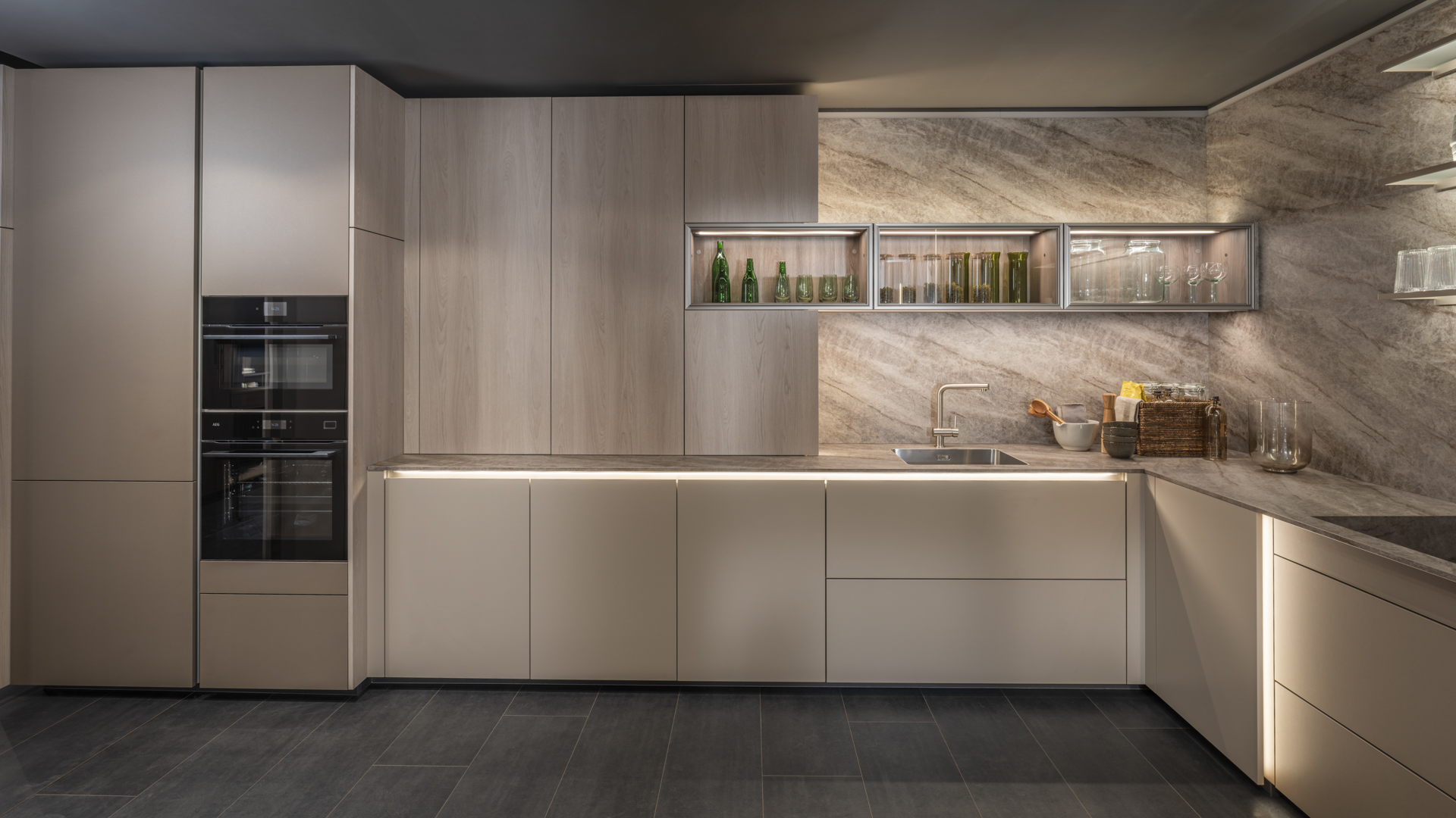 Sachsenküchen L-Küche modern Beige Eiche
