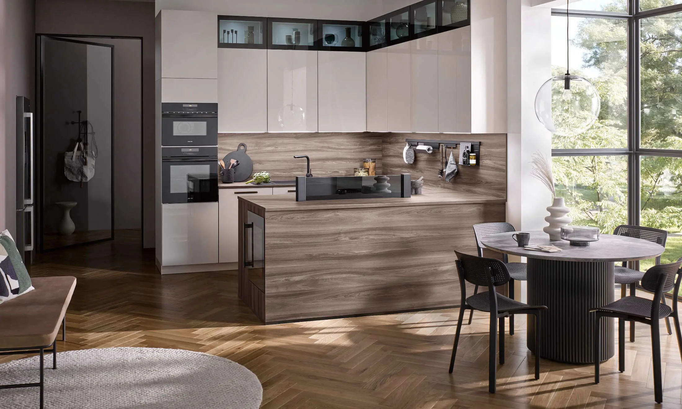 burger-susann-kueche-modern-holz-creme