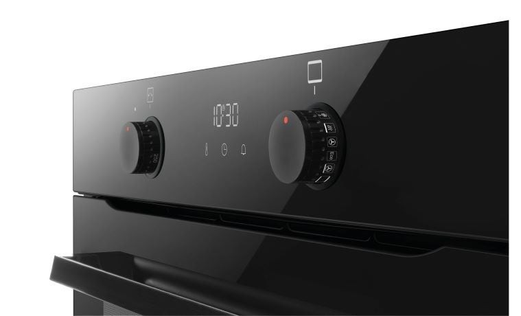 Amica Backofen in Schwarz mit Drehknebeln und Display