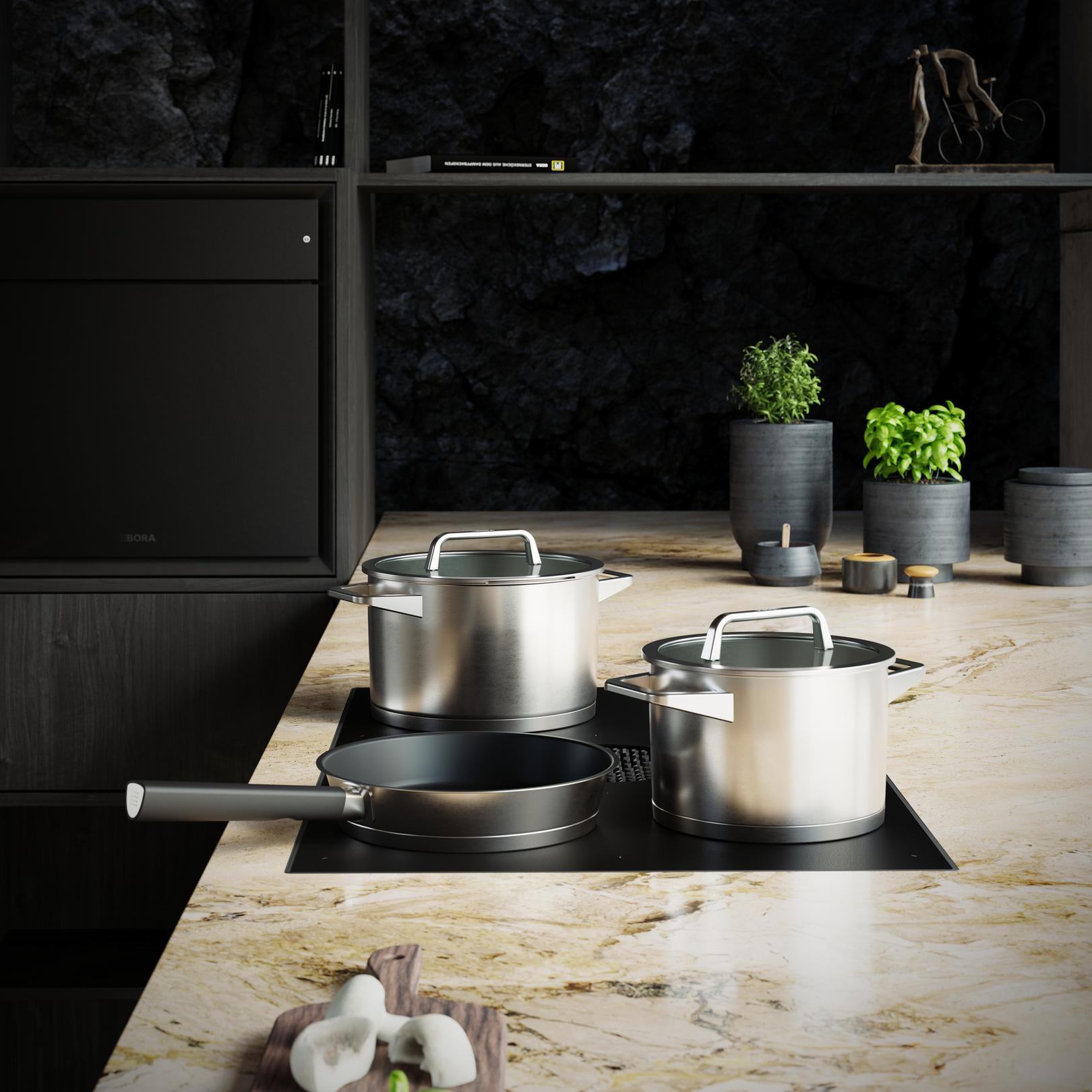Bora Pots and Pans Töpfe und Pfanne auf dem Kochfeld